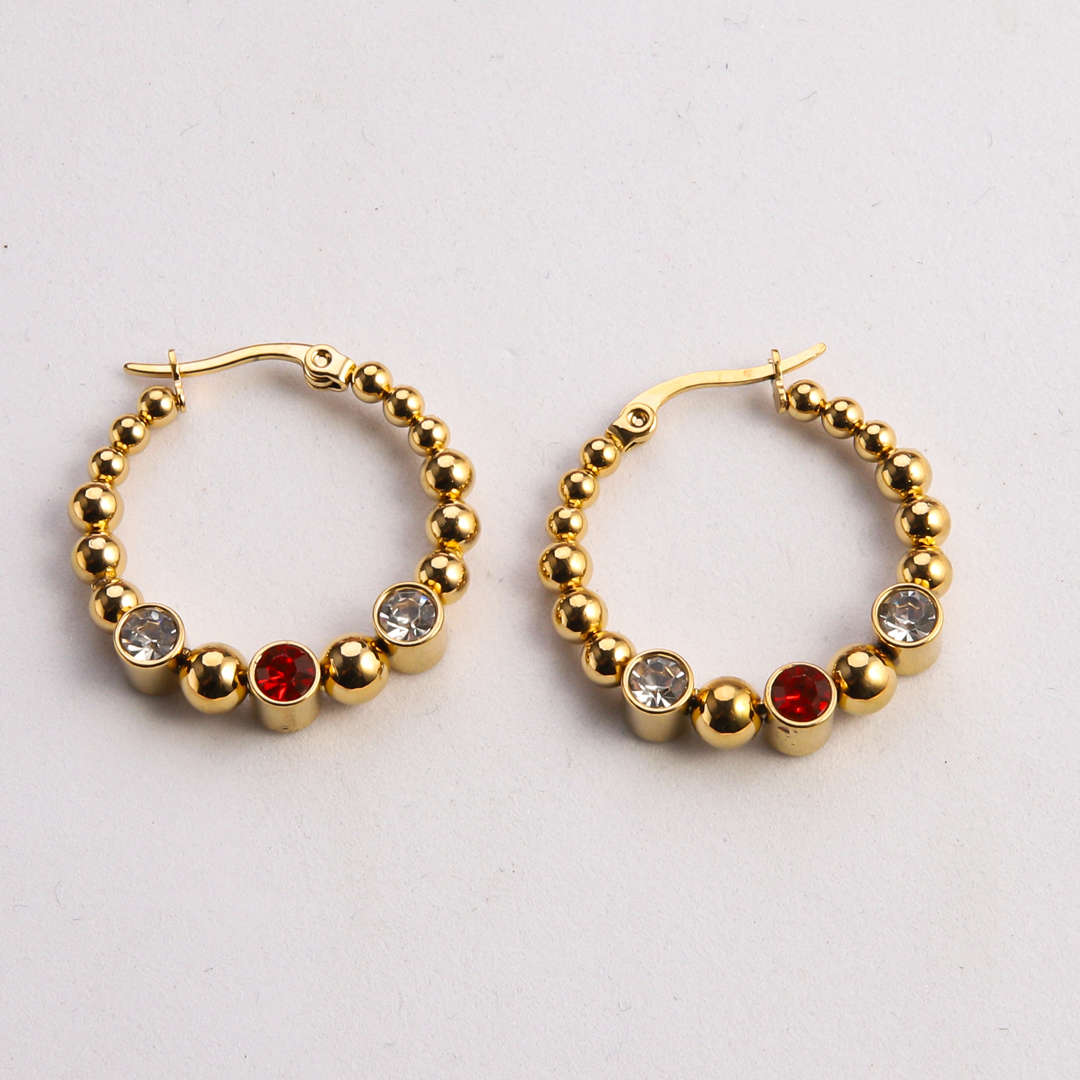 1 Pair Casual Classic Style Commute Spiral Twist Plating Inlay 304 Stainless Steel Rhinestones 18K Gold Plated Earrings display picture 2