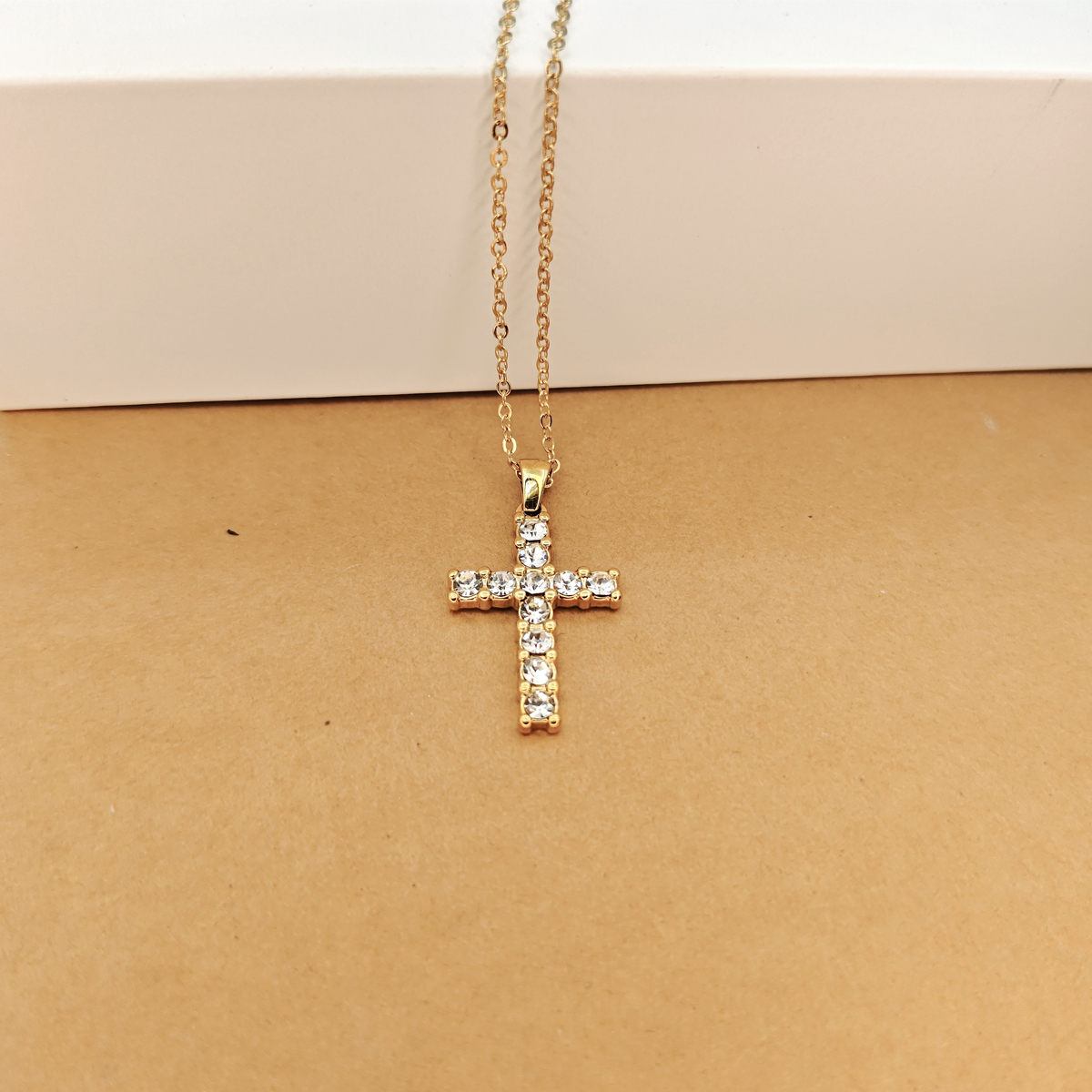 Classic Style Cross Stainless Steel Inlay Rhinestones Pendant Necklace display picture 12