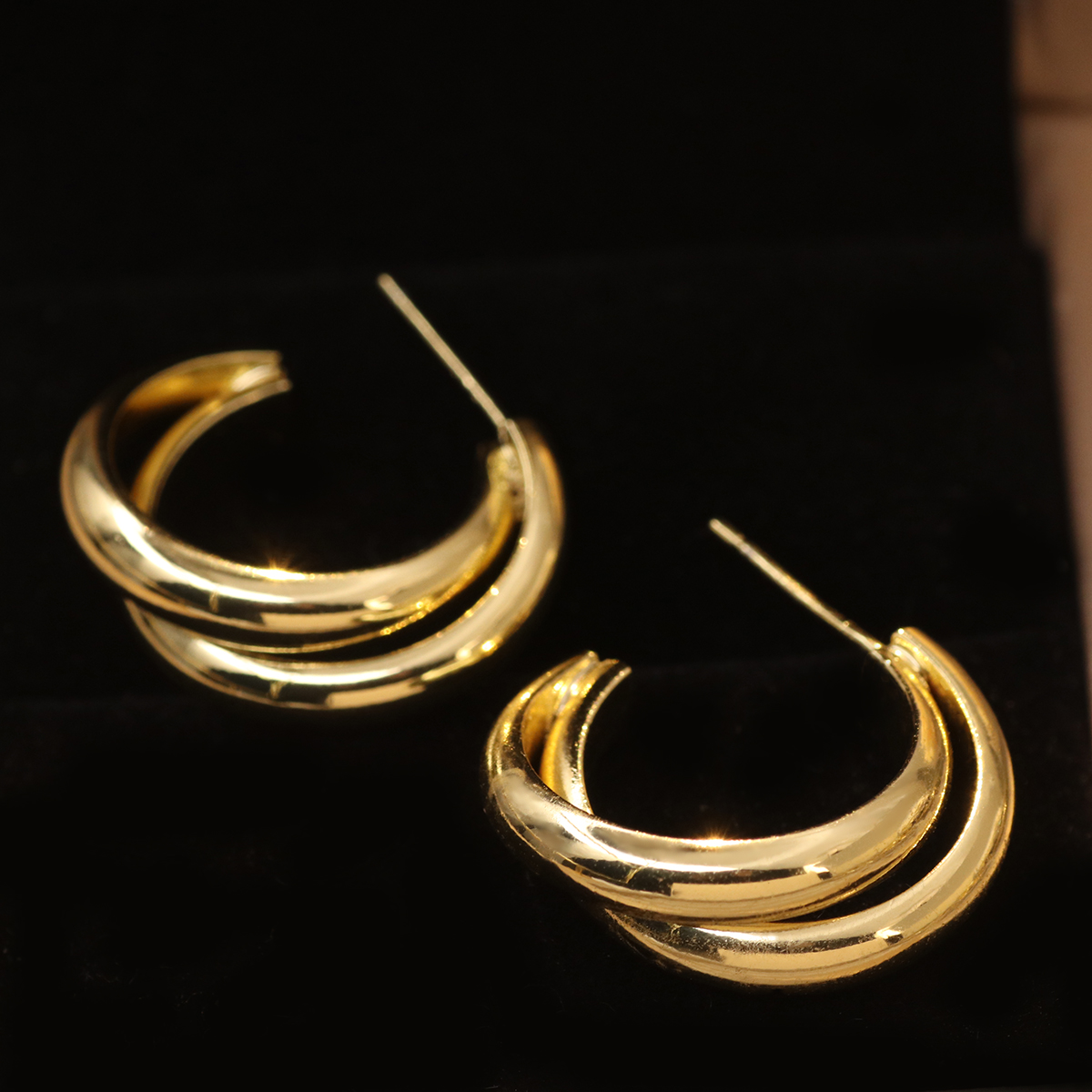1 Pair Ig Style Simple Style Oversized C Shape O-shape Spiral Polishing Plating Copper 18k Gold Plated Earrings display picture 2