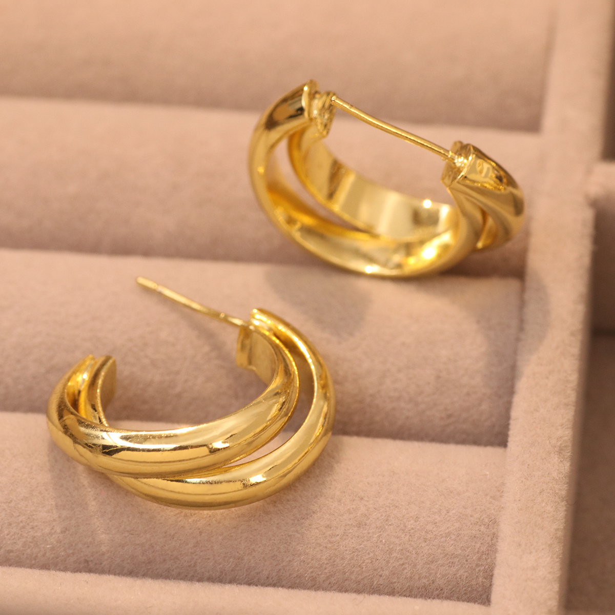 1 Pair Ig Style Simple Style Oversized C Shape O-shape Spiral Polishing Plating Copper 18k Gold Plated Earrings display picture 1