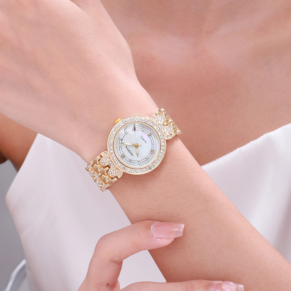 Casual Heart Shape Buckle Quartz Women's Watches display picture 6