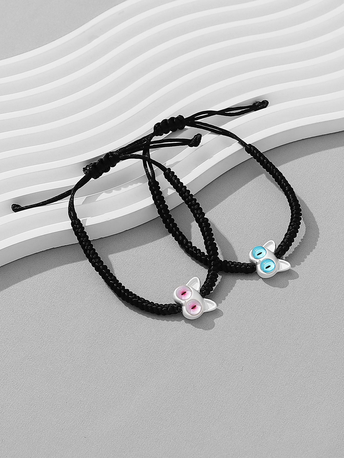Casual Cute Funny Cat Synthetic Resin Synthetic Fibre Alloy Inlay Resin Couple Drawstring Bracelets display picture 2