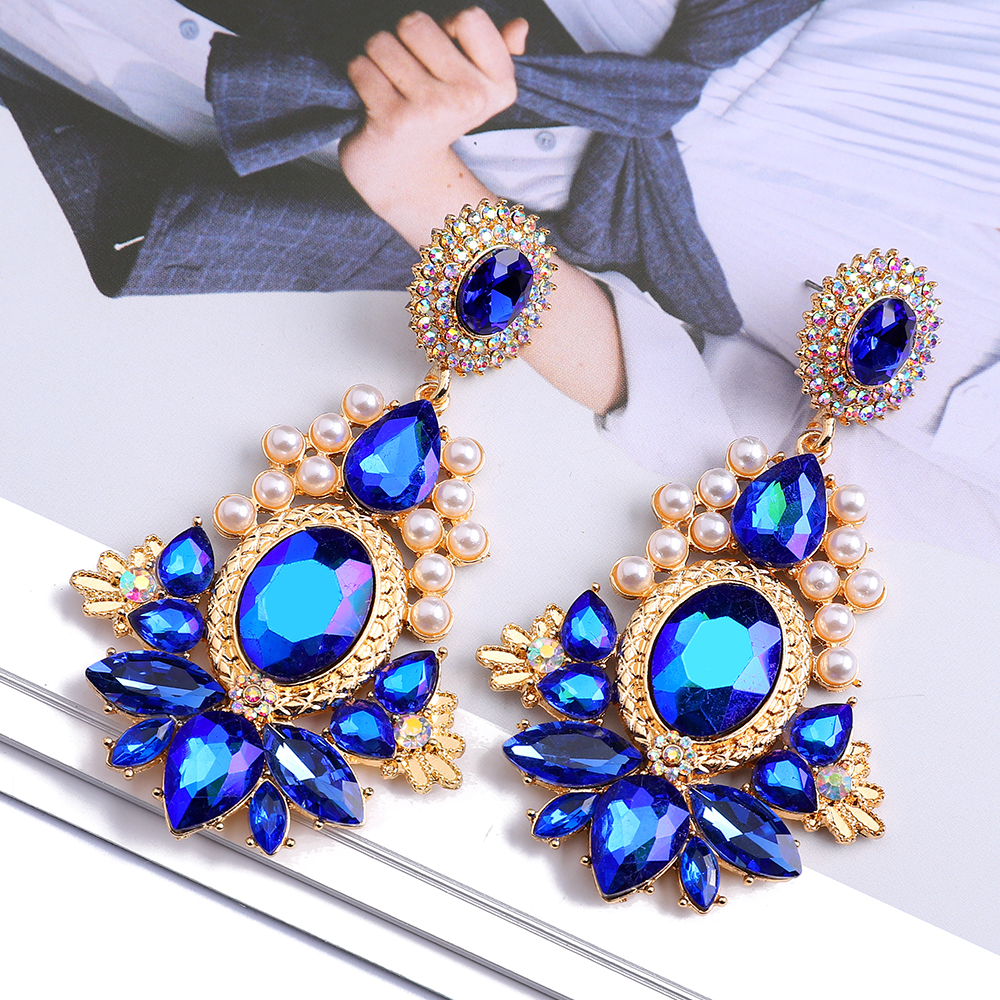 1 Pair Retro Shiny Oval Water Droplets Plating Inlay Zinc Alloy Artificial Pearls Glass Drop Earrings display picture 5