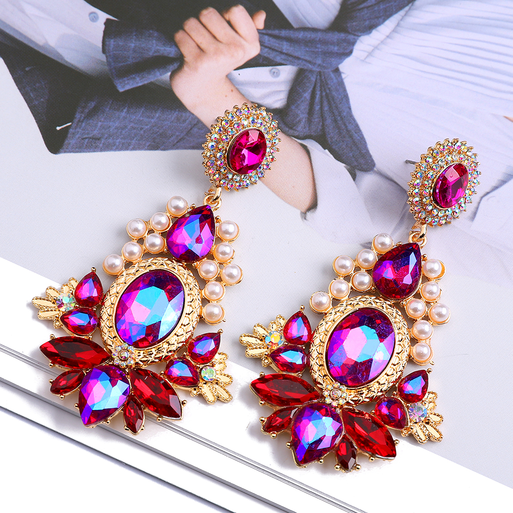 1 Pair Retro Shiny Oval Water Droplets Plating Inlay Zinc Alloy Artificial Pearls Glass Drop Earrings display picture 6