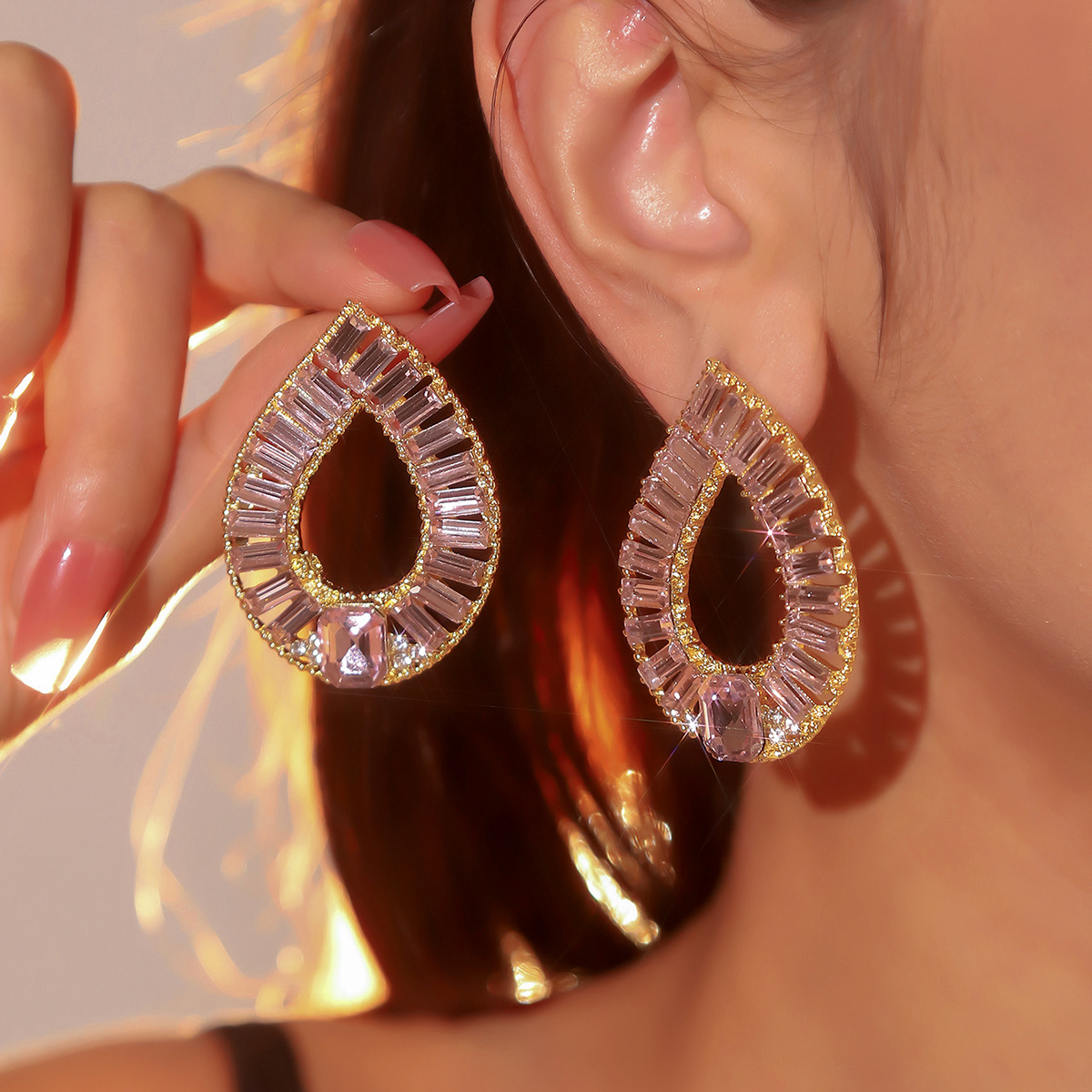 1 Pair Elegant Water Droplets Inlay Alloy Rhinestones Zircon Drop Earrings display picture 1