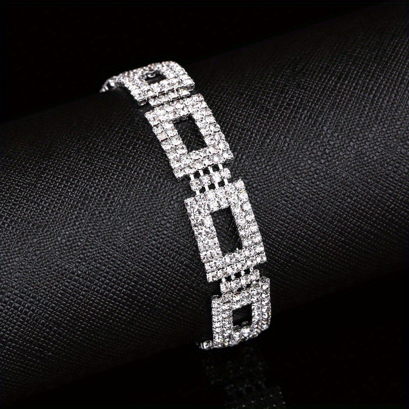 Ig Style Shiny Square Alloy Plating Inlay Rhinestones Silver Plated Women's Bracelets Earrings Necklace display picture 3