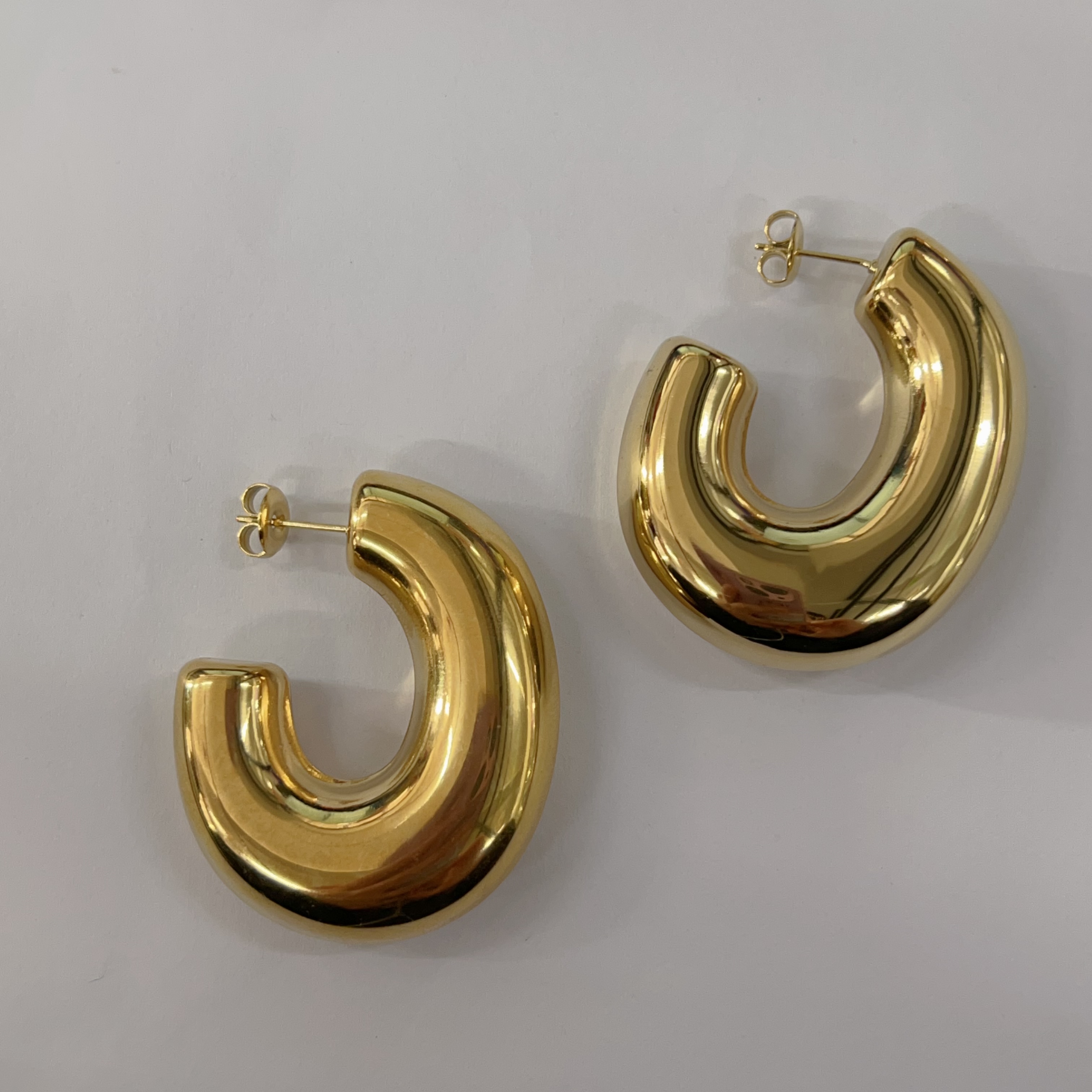 1 Pair Vintage Style Artistic C Shape Plating Stainless Steel 14k Gold Plated Ear Studs display picture 4