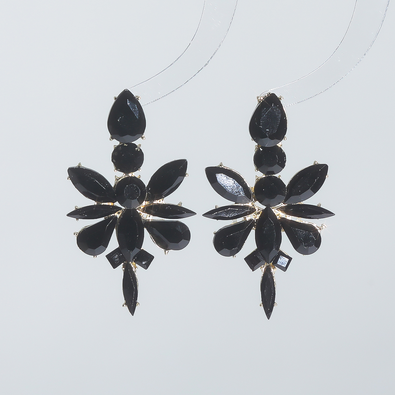 1 Pair Elegant Geometric Inlay Alloy Rhinestones Zircon Drop Earrings display picture 3