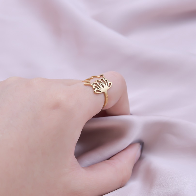 Simple Style Lotus Stainless Steel Plating Open Rings display picture 4