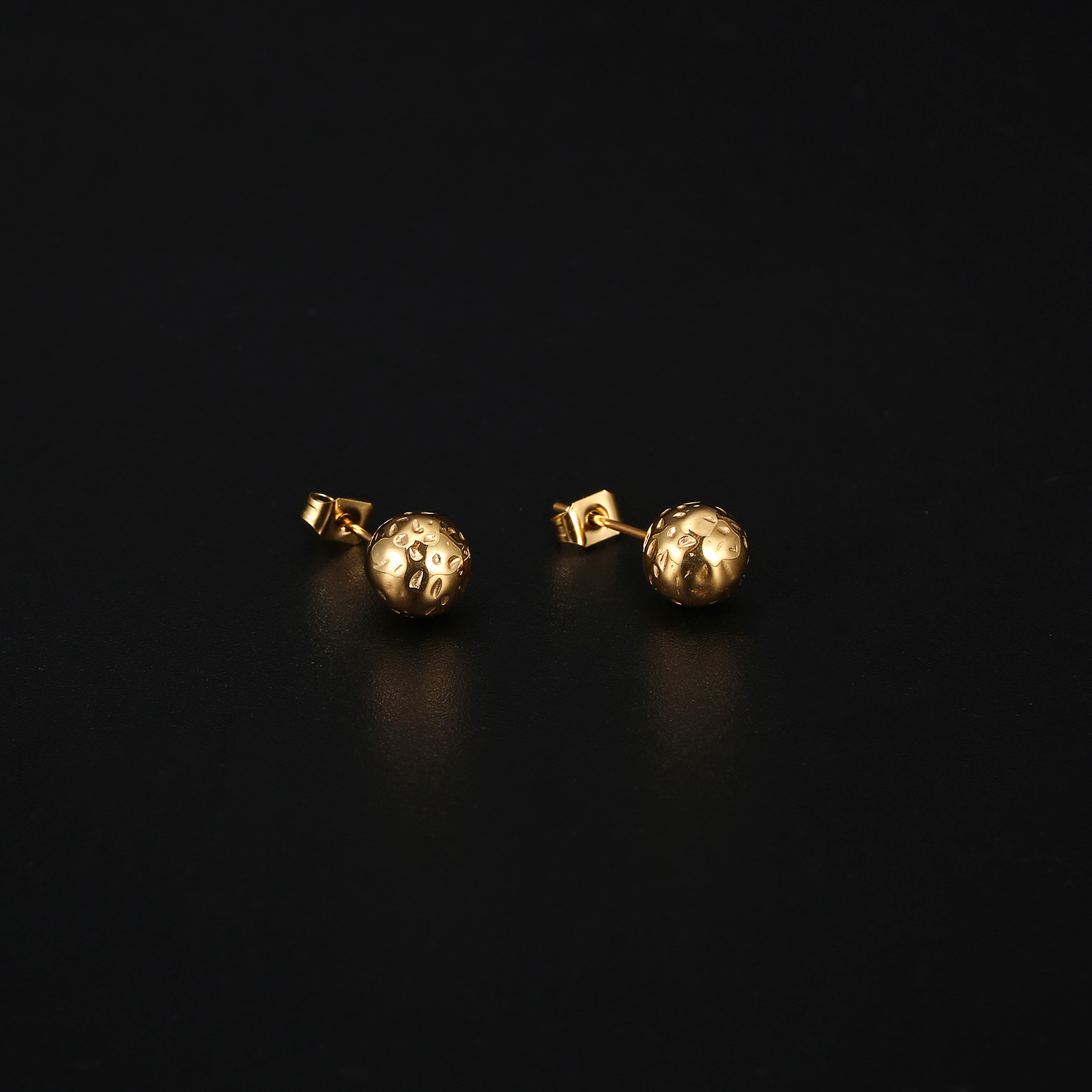 1 Pair Elegant Simple Style Ball Polishing Plating 304 Stainless Steel 18K Gold Plated Ear Studs display picture 2