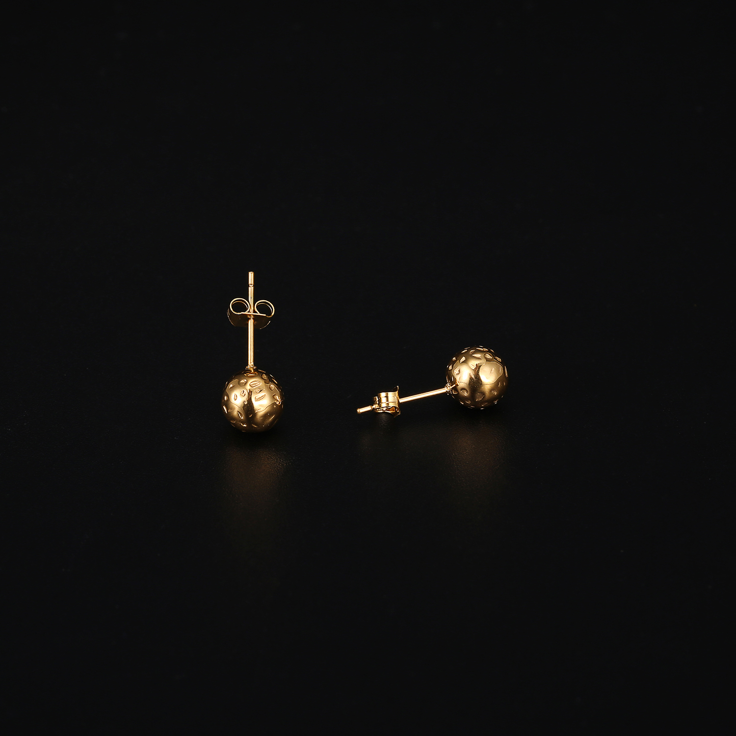 1 Pair Elegant Simple Style Ball Polishing Plating 304 Stainless Steel 18K Gold Plated Ear Studs display picture 1