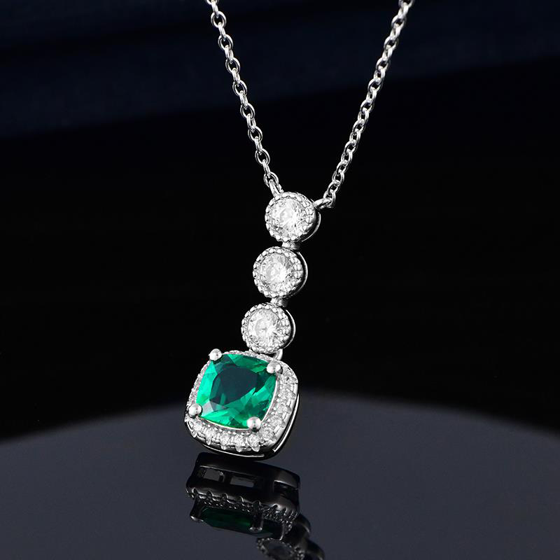 Elegant Classic Style Square Bow Knot Sterling Silver Inlay Artificial Gemstones Necklace display picture 2