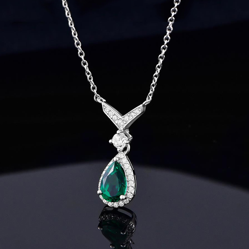 Elegant Classic Style Square Bow Knot Sterling Silver Inlay Artificial Gemstones Necklace display picture 3
