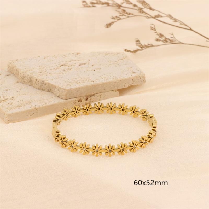 Elegant Simple Style Daisy Stainless Steel 18K Gold Plated Bangle In Bulk display picture 2