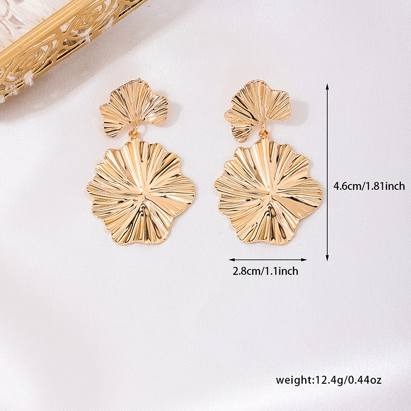1 Pair Simple Style Classic Style Leaf Alloy Drop Earrings display picture 5