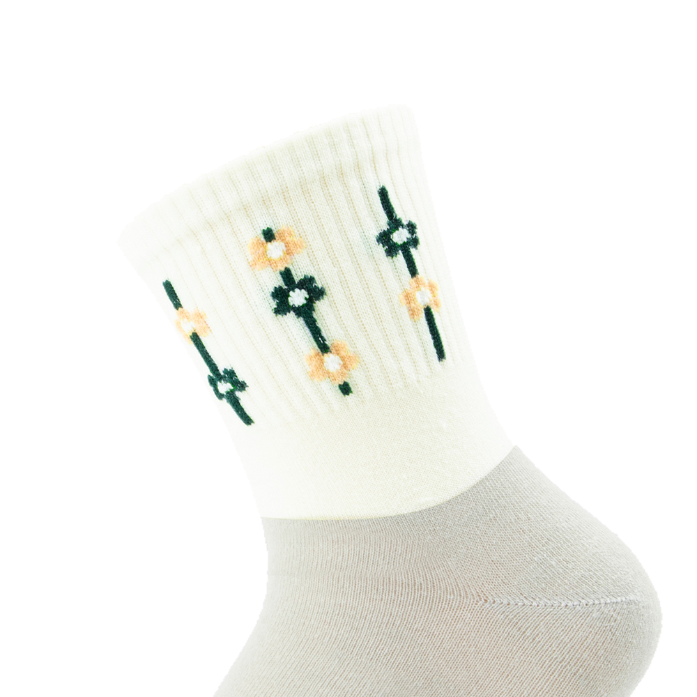 Femmes Pastorale Plante Polyester Broderie Crew Socks Une Paire display picture 5