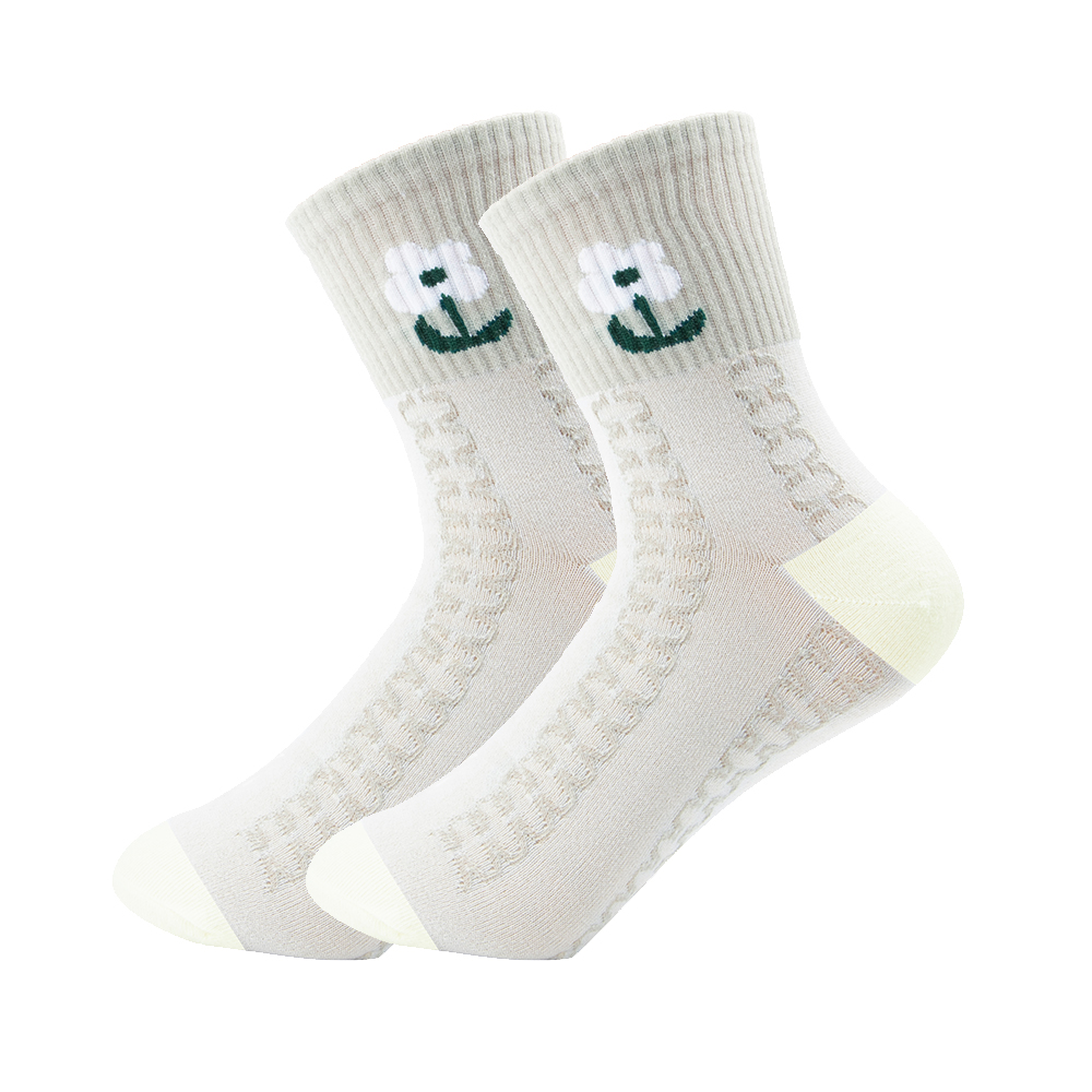 Femmes Pastorale Plante Polyester Broderie Crew Socks Une Paire display picture 3