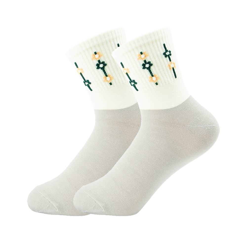 Femmes Pastorale Plante Polyester Broderie Crew Socks Une Paire display picture 11