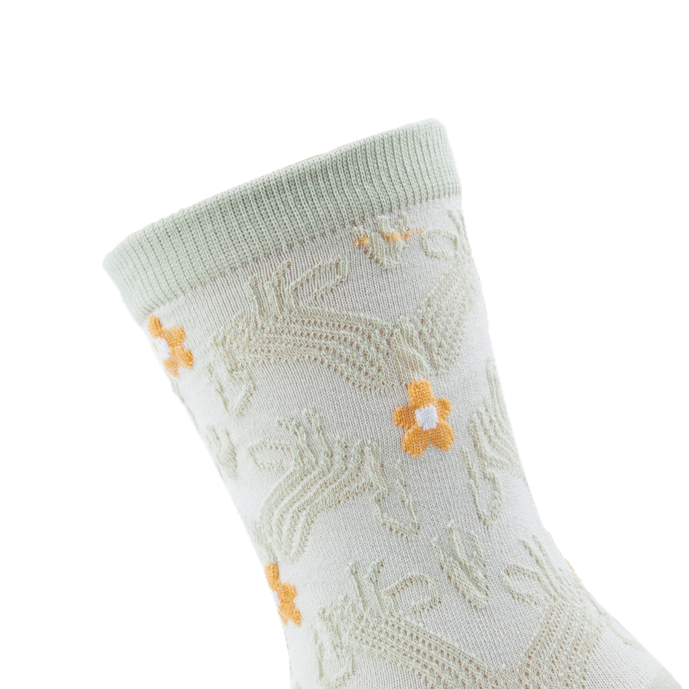 Women's Sweet Pastoral Flower Cotton Crew Socks A Pair display picture 9