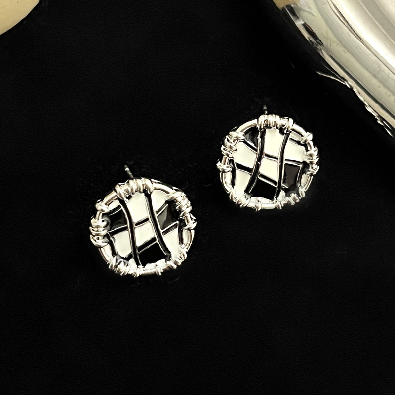 1 Pair Simple Style Geometric Plating Alloy Gold Plated Ear Studs display picture 1