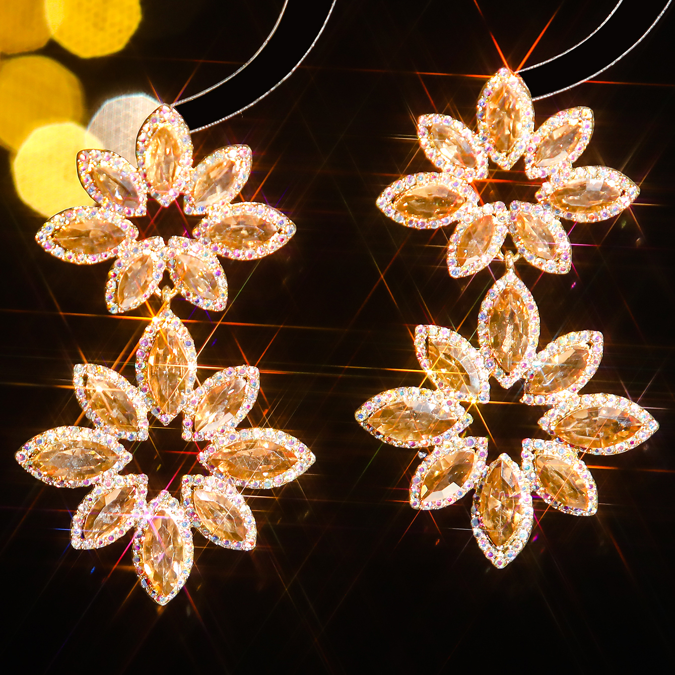 1 Pair Elegant Flower Inlay Alloy Rhinestones Zircon Drop Earrings display picture 7