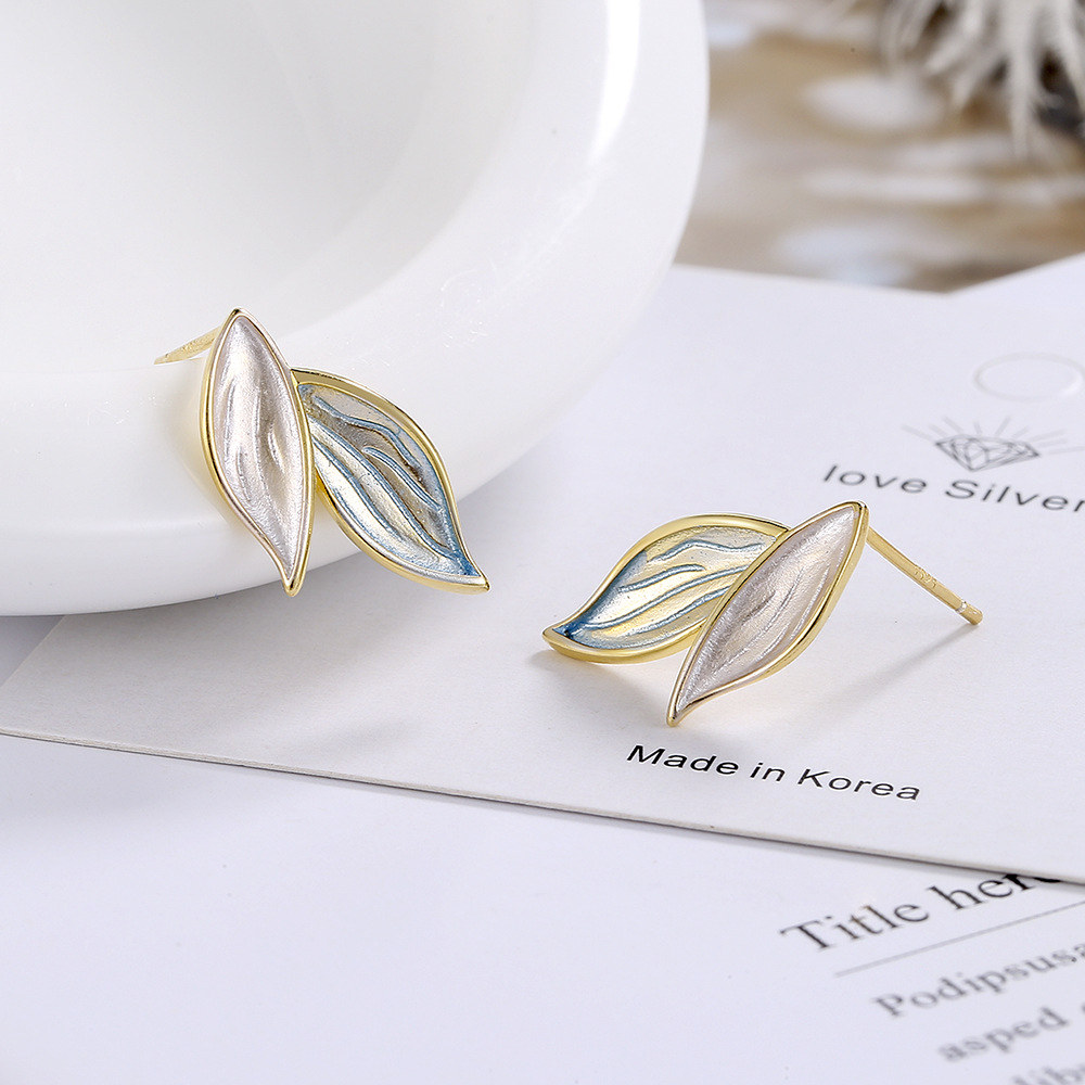 1 Pair Simple Style Classic Style Leaf Copper Ear Studs display picture 2