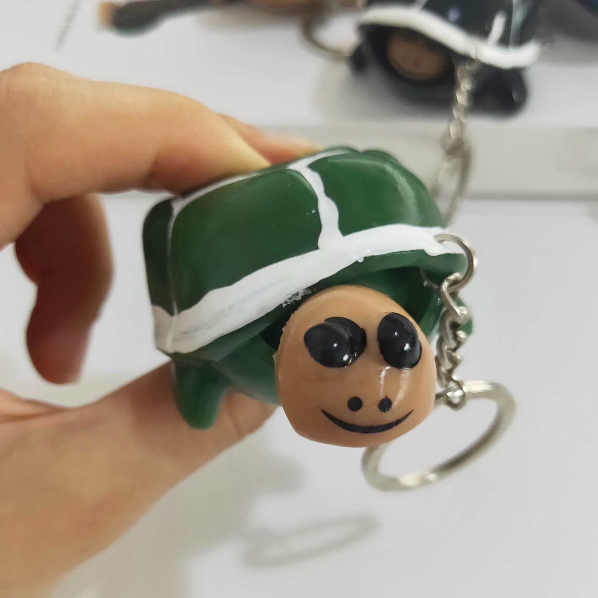 Exaggerated Funny Tortoise Plastic Keychain display picture 5