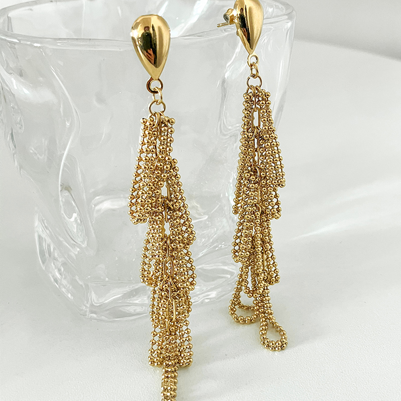 1 Pair Elegant Lady Streetwear Tassel Plating 304 Stainless Steel 14K Gold Plated Drop Earrings display picture 4