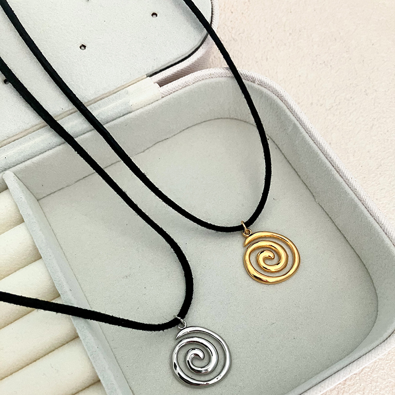 304 Stainless Steel Leather Rope Gold Plated Casual Simple Style Plating Spiral Pendant Necklace display picture 1