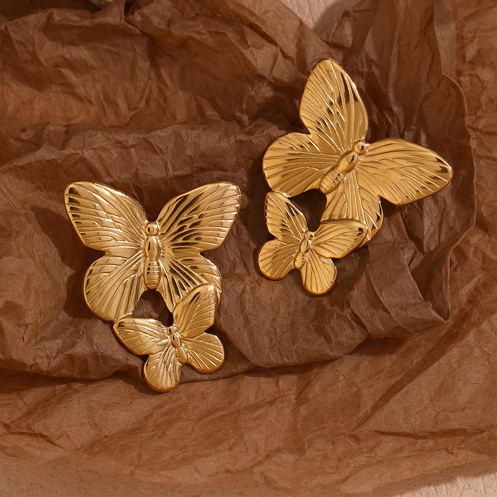 1 Pair Vintage Style Classic Style Butterfly Plating Stainless Steel 18k Gold Plated Drop Earrings display picture 1