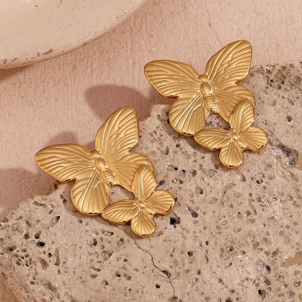 1 Pair Vintage Style Classic Style Butterfly Plating Stainless Steel 18k Gold Plated Drop Earrings display picture 10