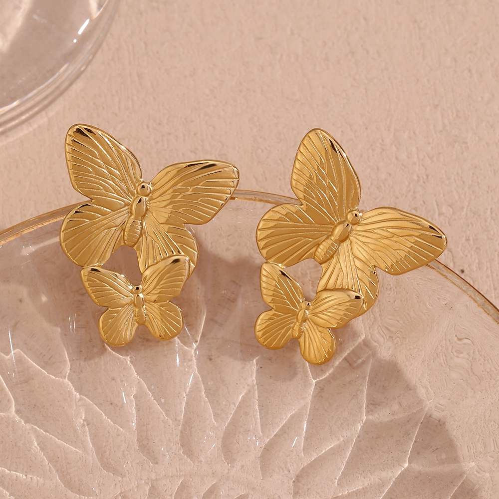 1 Pair Vintage Style Classic Style Butterfly Plating Stainless Steel 18k Gold Plated Drop Earrings display picture 7