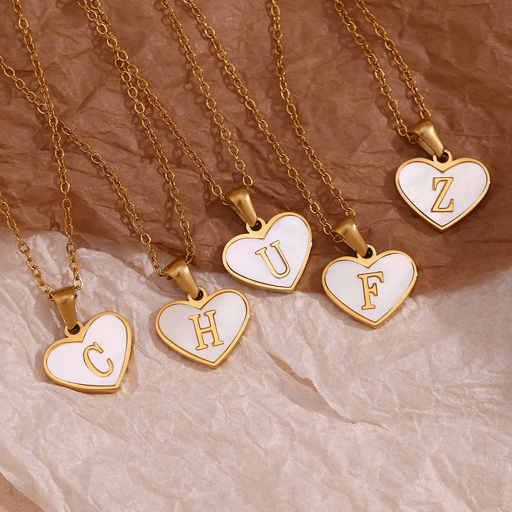 Simple Style Letter Heart Shape Stainless Steel Plating Shell 18k Gold Plated Pendant Necklace display picture 9