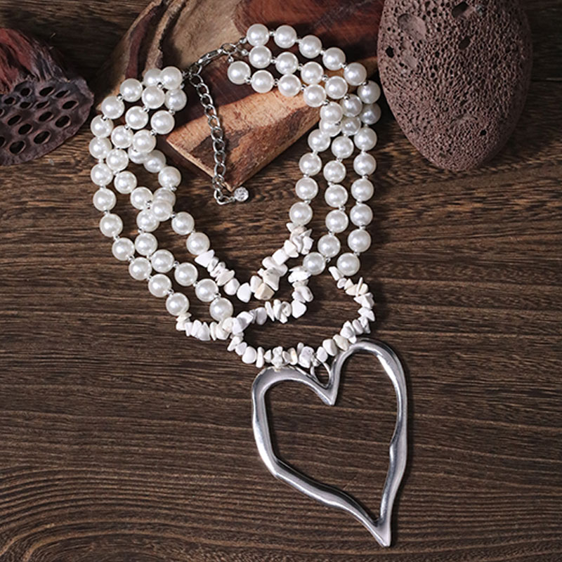 Elegant Exaggerated Heart Shape Artificial Pearl Alloy Turquoise Beaded Plating Women's Necklace display picture 21