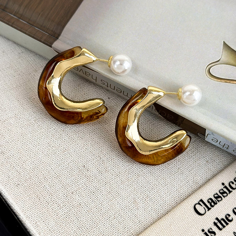 1 Pair Glam Solid Color Plating Alloy Resin Gold Plated Ear Studs display picture 6