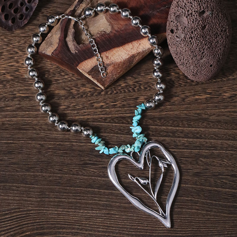 Commute Heart Shape Flower Alloy Turquoise Knitting Women's Necklace display picture 19