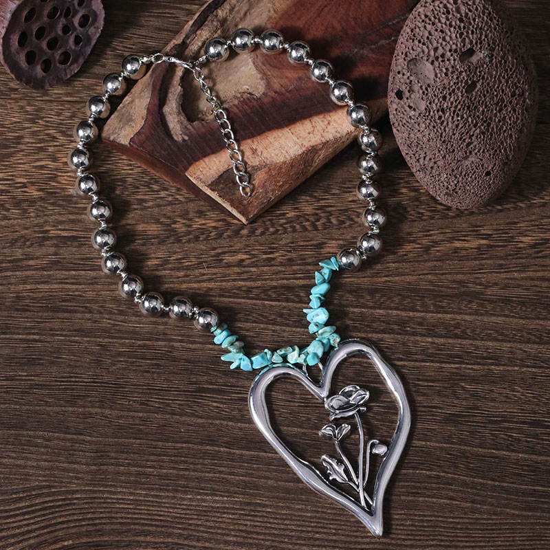 Commute Heart Shape Flower Alloy Turquoise Knitting Women's Necklace display picture 18
