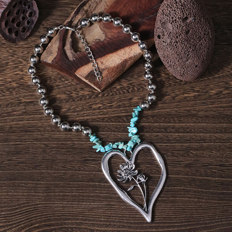 Commute Heart Shape Flower Alloy Turquoise Knitting Women's Necklace display picture 24
