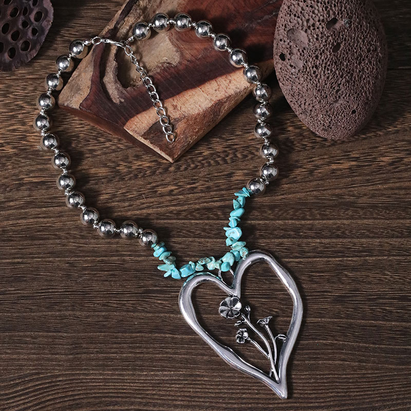Commute Heart Shape Flower Alloy Turquoise Knitting Women's Necklace display picture 23