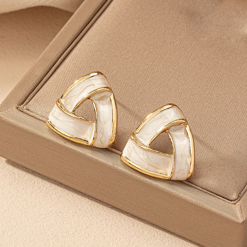 1 Pair Elegant Simple Style Triangle Enamel Plating Alloy Ear Studs display picture 8