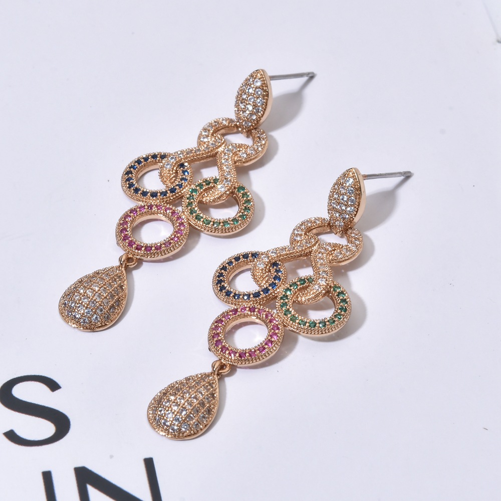 1 Paire Glamour Luxueux Géométrique Placage Incruster Le Cuivre Zircon Plaqué Or 24k Boucles D'oreilles display picture 6