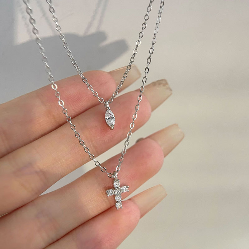 Simple Style Solid Color Alloy Plating Inlay Zircon Silver Plated Women's Layered Necklaces display picture 2