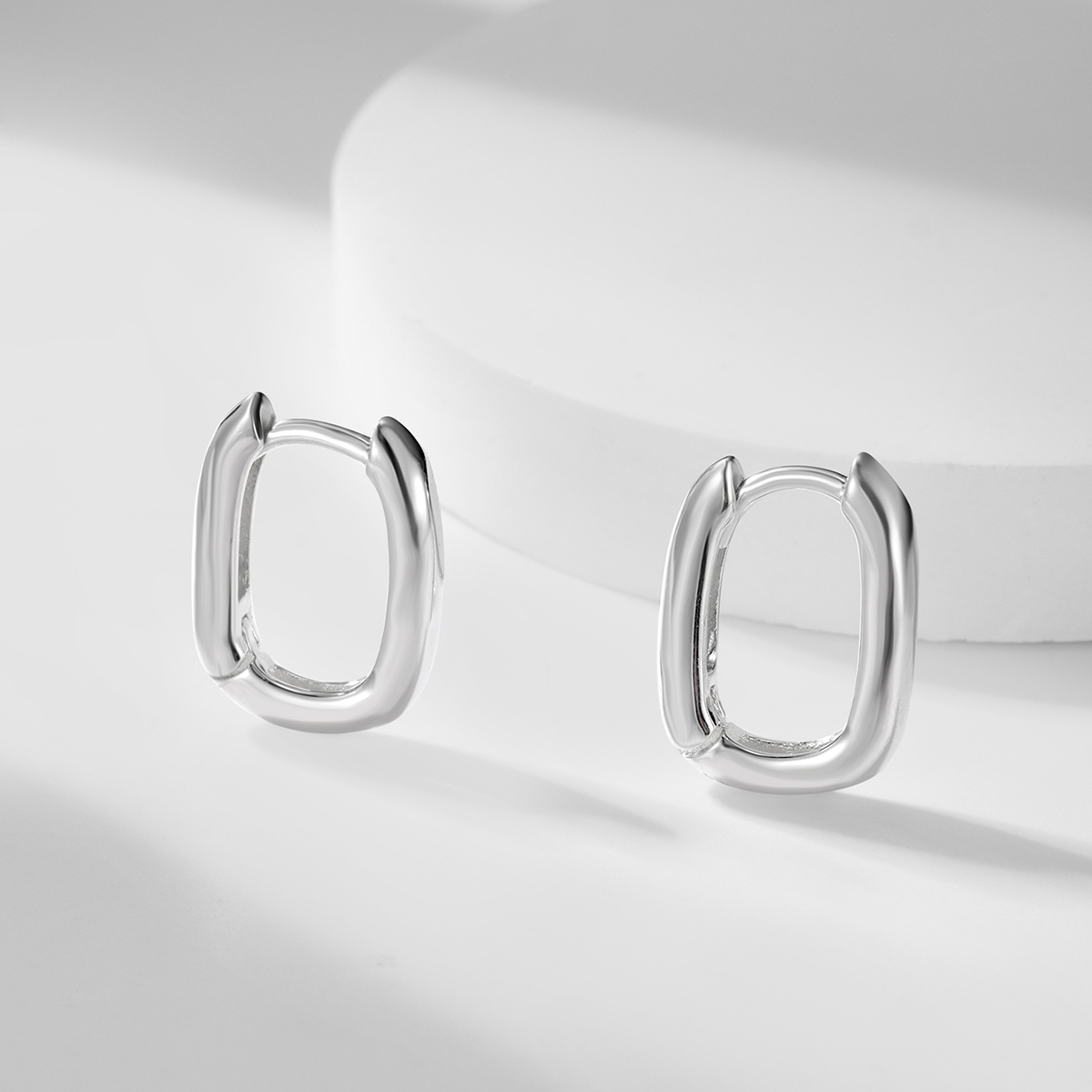 1 Paar Einfacher Stil Oval Wassertropfen Krone Sterling Silber Ohrringe display picture 1