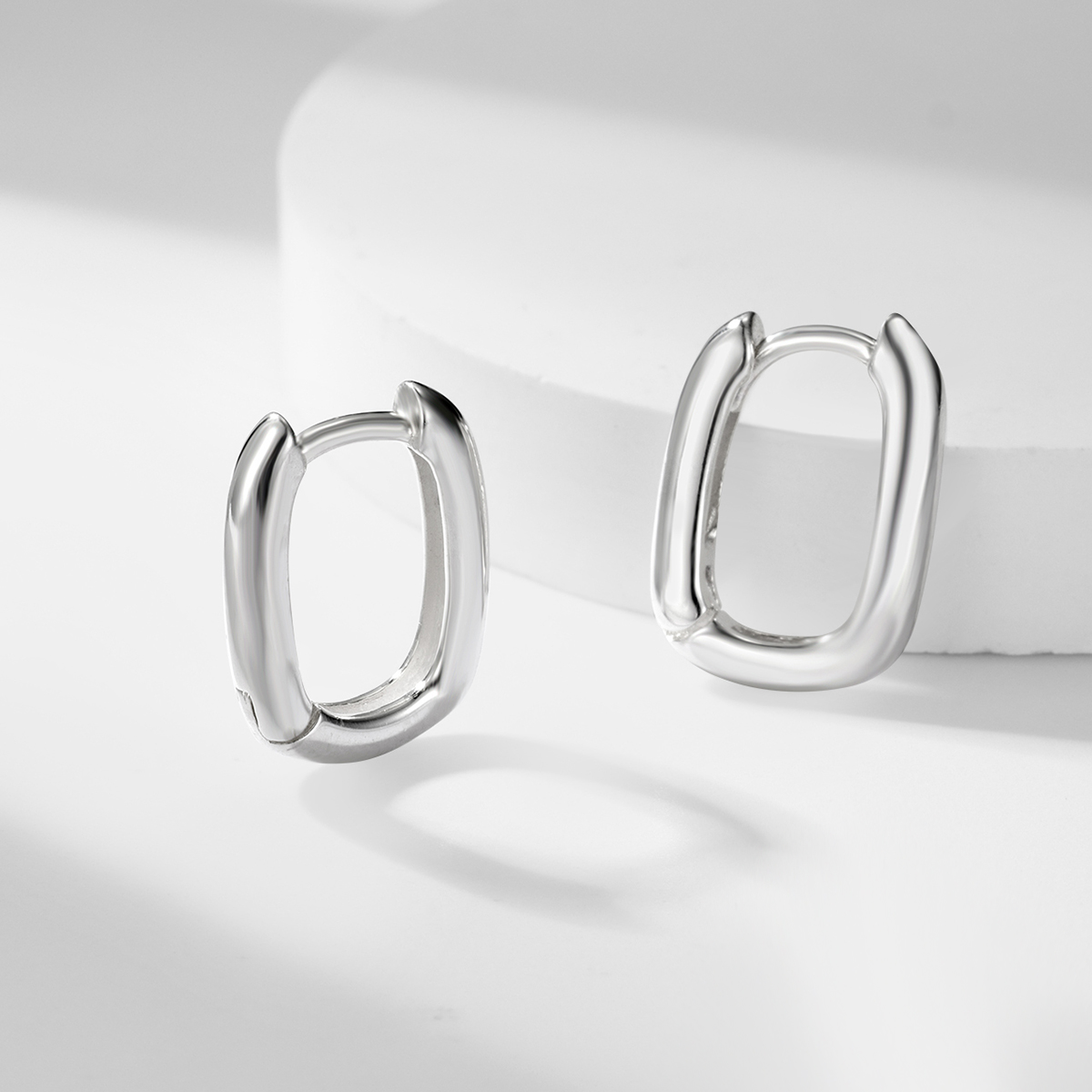 1 Paar Einfacher Stil Oval Wassertropfen Krone Sterling Silber Ohrringe display picture 2