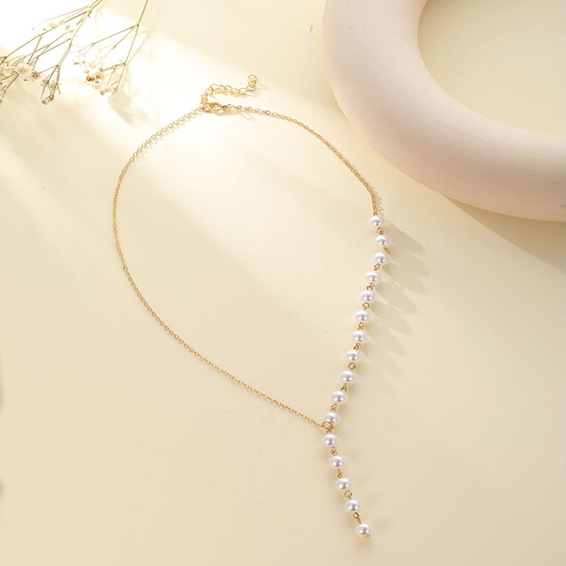 1 Piece Fashion Geometric Imitation Pearl Plating Women's Necklace display picture 3