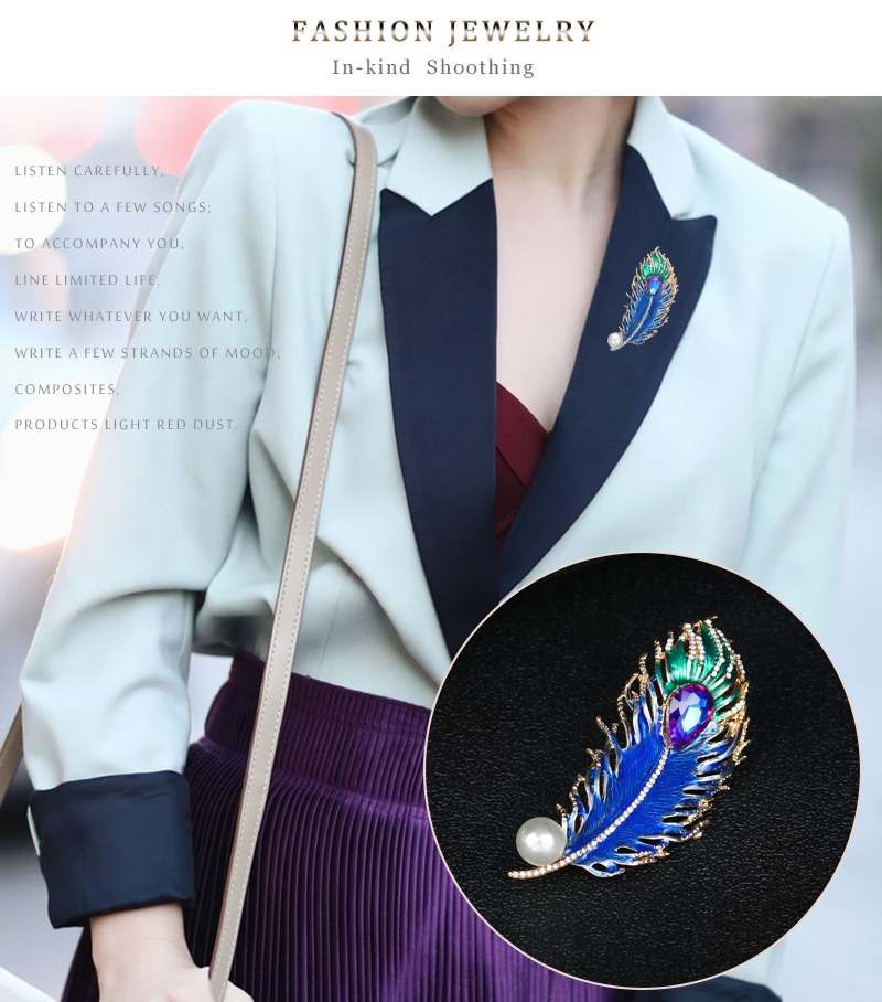 Fashion Feather Alloy Inlay Rhinestones Pearl Silica Gel Unisex Brooches display picture 7