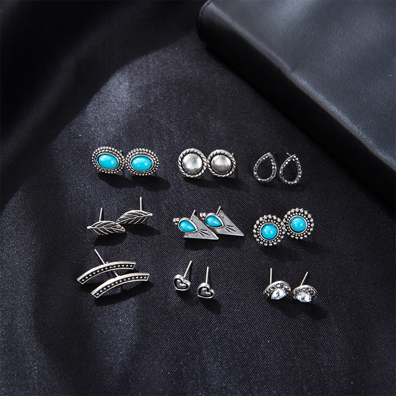 1 Pair Fashion Geometric Metal Copper Plating Turquoise Rhinestones Zircon Women's Earrings display picture 11