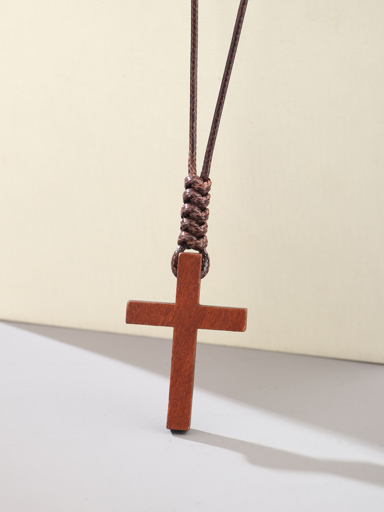 Casual Elegant Fashion Cross Wood Unisex Necklace display picture 2
