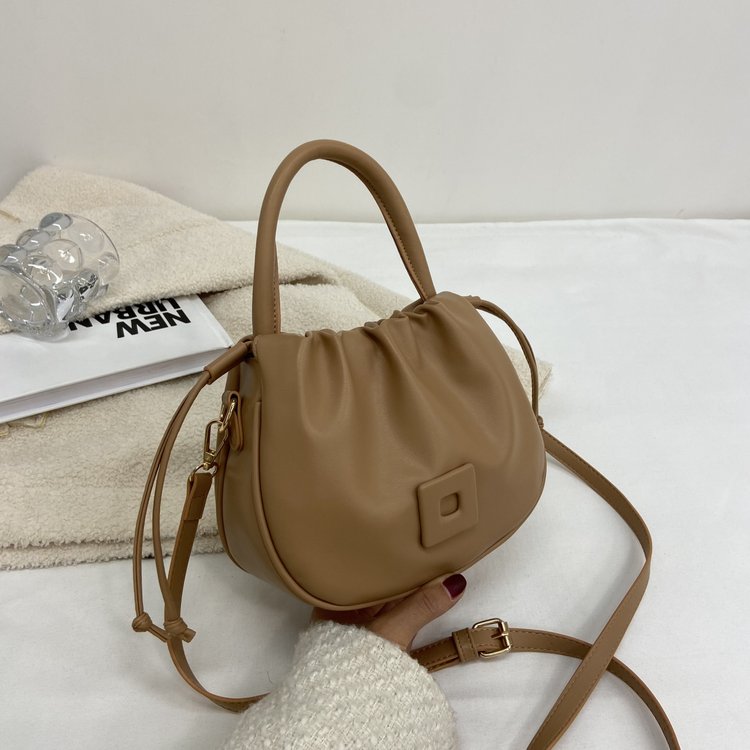 Women's All Seasons Pu Leather Fashion Handbag display picture 9