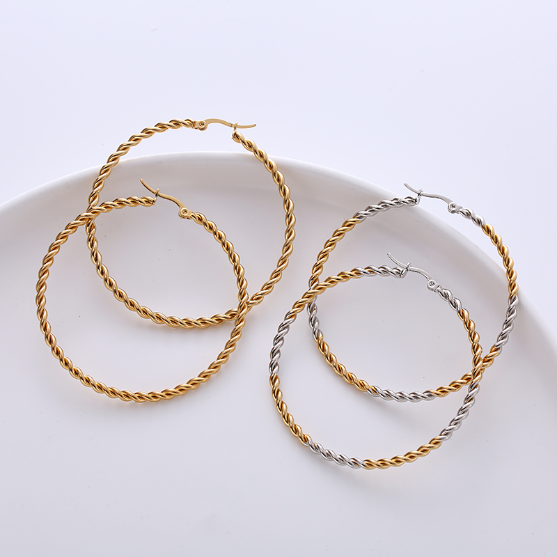 1 Pair Exaggerated Spiral Stripe Twist Stainless Steel 18k Gold Plated Hoop Earrings display picture 3